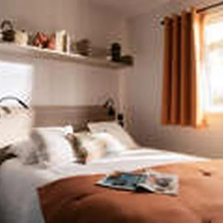 Mobil Confortable Pour 5 Pers, Terrasse, Cuisine Equipee - Api-1-52-424