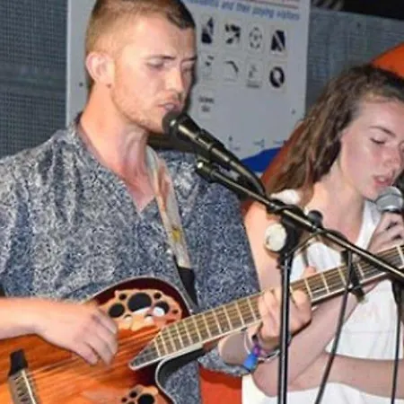 Mobil Confortable Pour 5 Pers, Terrasse, Cuisine Equipee - Api-1-52-424