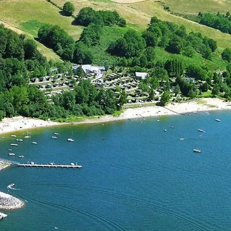 Кемпинг Mobil Confortable Pour 5 Pers, Terrasse, Cuisine Equipee - Api-1-52-424 *