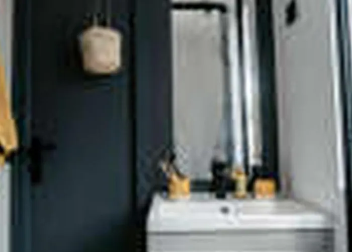 Mobil Confortable Pour 5 Pers, Terrasse, Cuisine Equipee - Api-1-52-424 营地