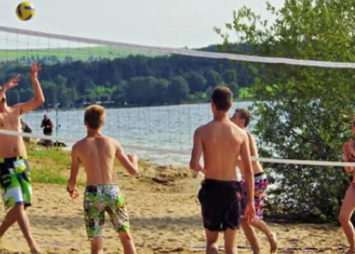 Mobil Confortable Pour 5 Pers, Terrasse, Cuisine Equipee - Api-1-52-424 Salles-Curan