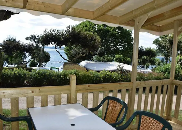 Mobil Confortable Pour 5 Pers, Terrasse, Cuisine Equipee - Api-1-52-424