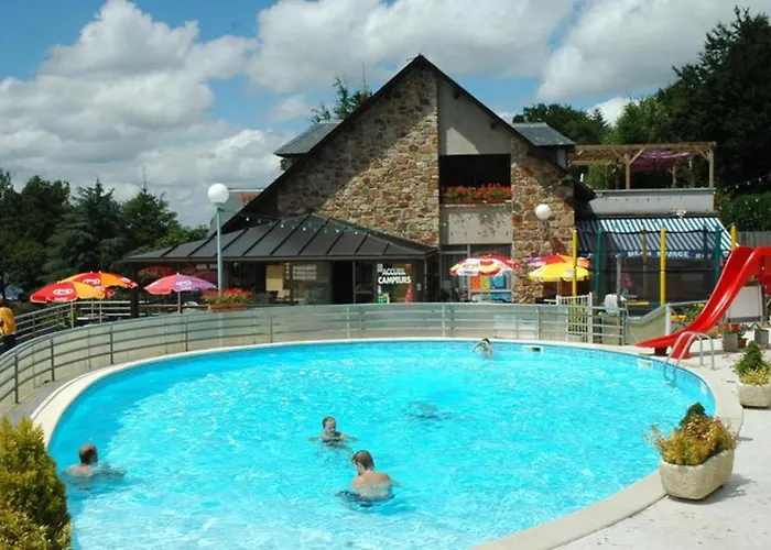 Mobil Confortable Pour 5 Pers, Terrasse, Cuisine Equipee - Api-1-52-424 Salles-Curan